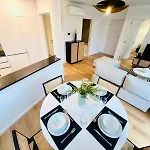 Pink House Ii Beautiful 2 Bedroom Flat In City Center Apartamento