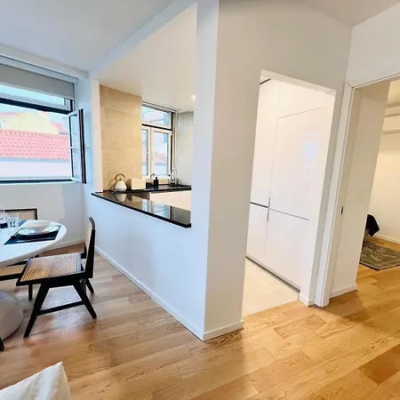 Pink House Ii Beautiful 2 Bedroom Flat In City Center