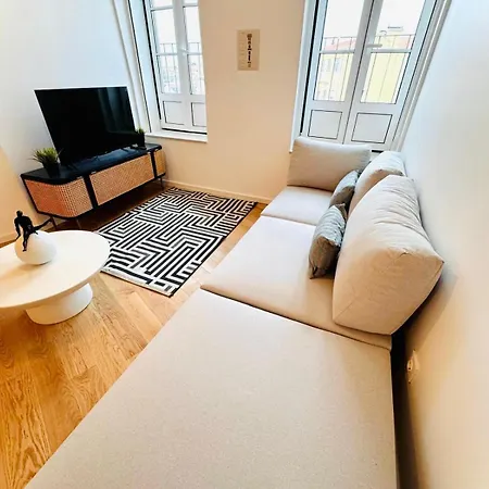 Apartman Pink House Ii Beautiful 2 Bedroom Flat In City Center *