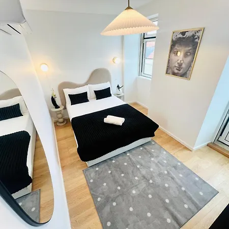 Apartament Pink House Ii Beautiful 2 Bedroom Flat In City Center Lizbona