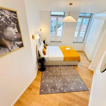 Pink House Ii Beautiful 2 Bedroom Flat In City Center Apartament Lizbona