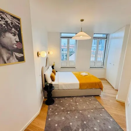 Pink House Ii Beautiful 2 Bedroom Flat In City Center Lizbona