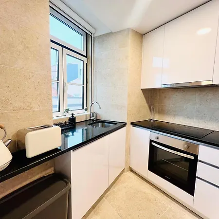 Pink House Ii Beautiful 2 Bedroom Flat In City Center Apartment Lissabon