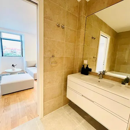 Pink House Ii Beautiful 2 Bedroom Flat In City Center *