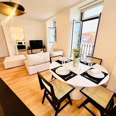 Pink House Ii Beautiful 2 Bedroom Flat In City Center