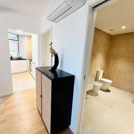 Pink House Ii Beautiful 2 Bedroom Flat In City Center Lizbona