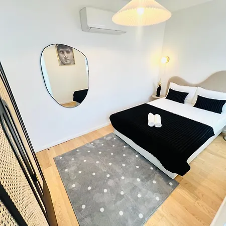 Apartament Pink House Ii Beautiful 2 Bedroom Flat In City Center