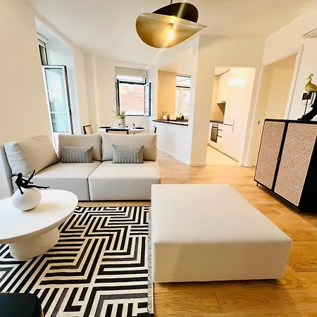 Pink House Ii Beautiful 2 Bedroom Flat In City Center * Lizbona