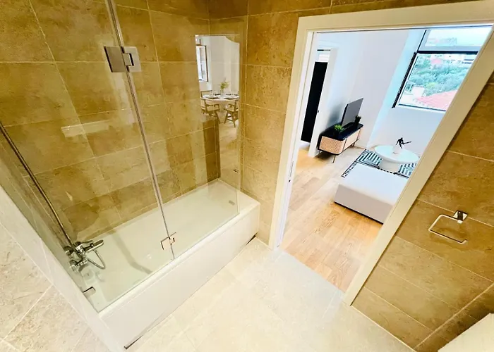 Pink House Ii Beautiful 2 Bedroom Flat In City Center * Lisboa