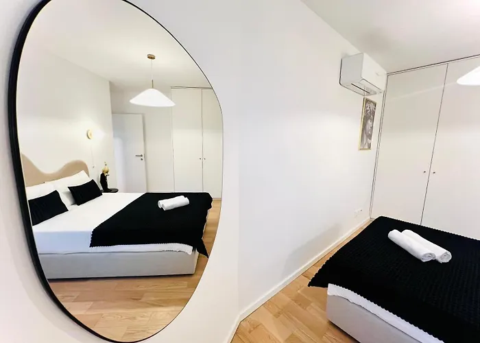 Pink House Ii Beautiful 2 Bedroom Flat In City Center Lägenhet Lisboa