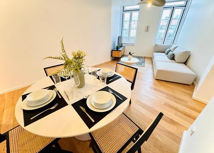 Pink House Ii Beautiful 2 Bedroom Flat In City Center * Lisboa