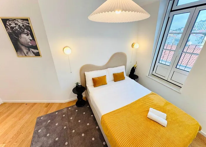 Pink House Ii Beautiful 2 Bedroom Flat In City Center Lägenhet